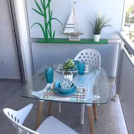 Studio In Puerto De La Cruz With Wonderful Sea View Balcony And Wifi 13 Km From The Beach プエルト・デ・ラ・クルス